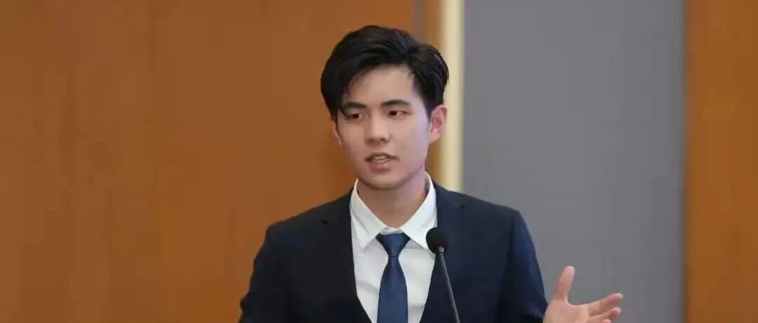 “清华周杰伦”突然走红，曾是杭二中学霸！在家常与父母英语交流，写过10多万字英文科幻小说……