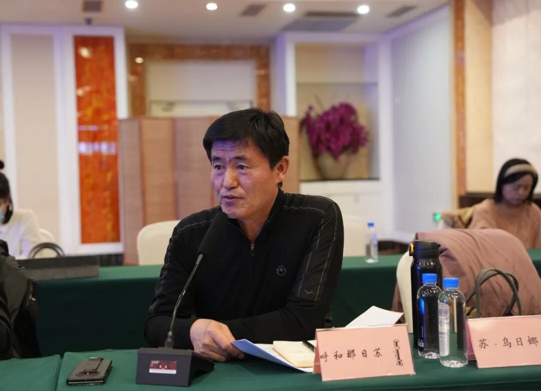 基层艺讯 | 锡林郭勒盟文联召开推动文艺工作高质量发展座谈会 第11张