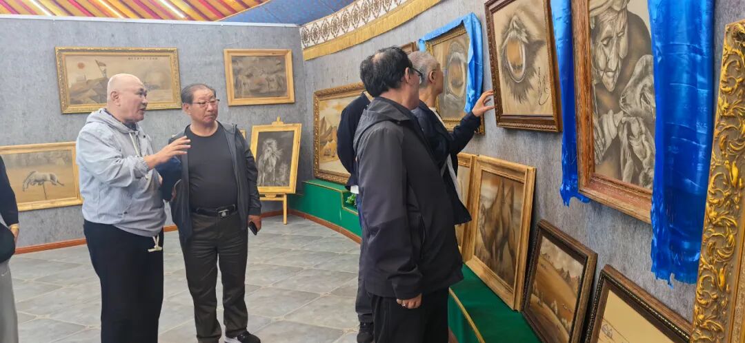 基层艺讯 | “情暖草原 爱固北疆”走边关文学采风创作活动启动 第5张