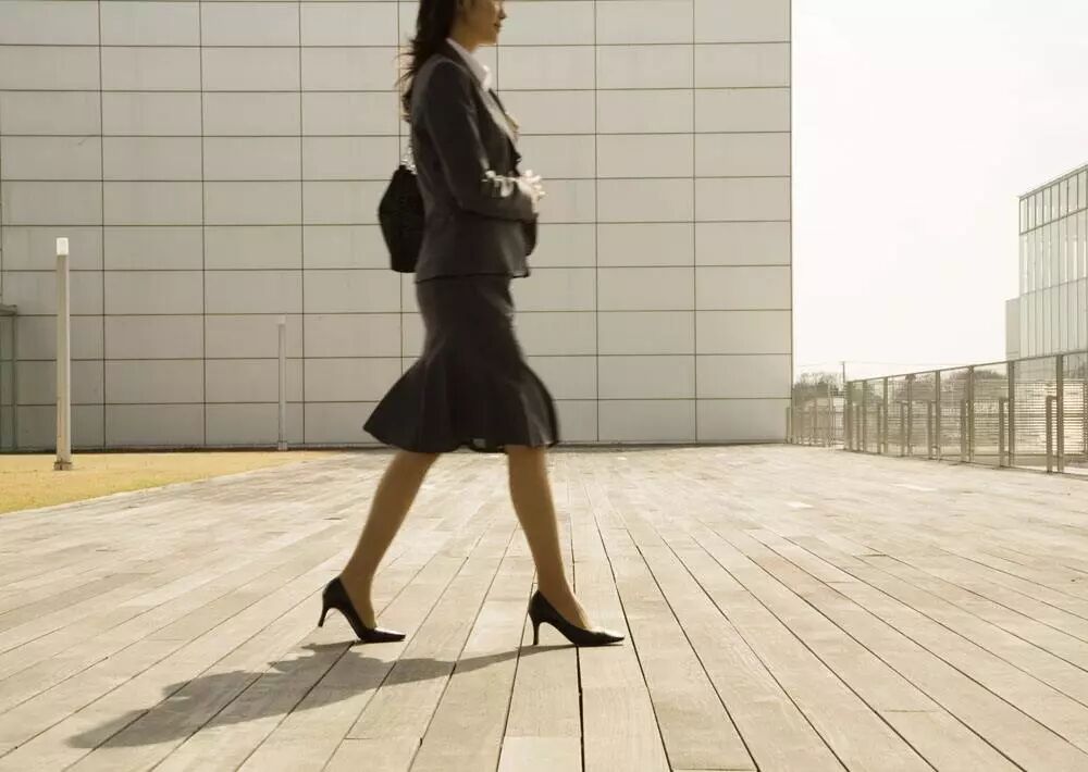 顽石通:一个女儿眼中的直销妈妈！看完我沉默了很久……