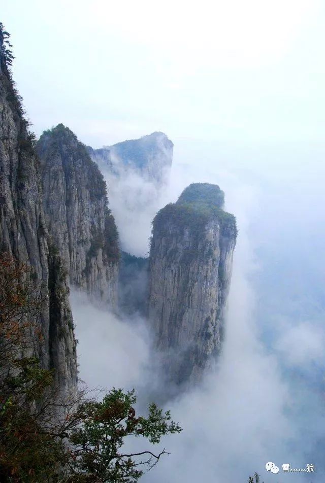 雪灬狼徒步恩施秘境11月1012日恩施大峽谷