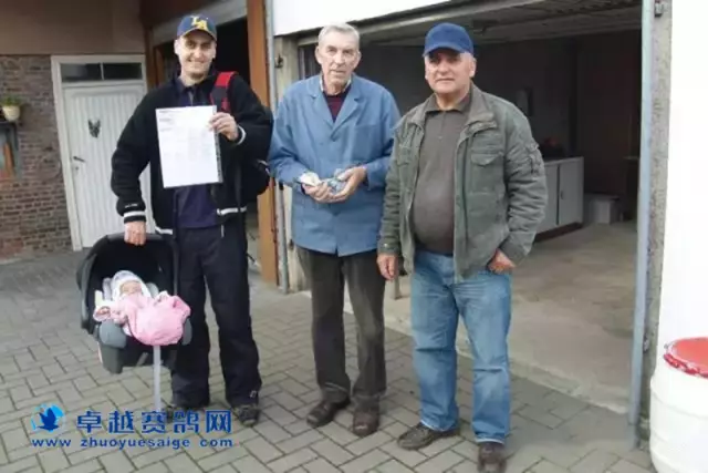 外国鸽友到幕利门鸽舍引种