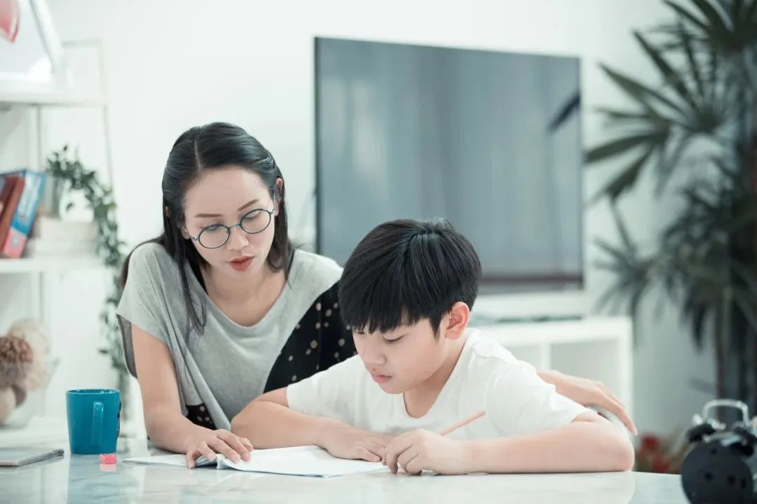 梦见上课学新知识_梦见学到新知识_梦见新学生来上课