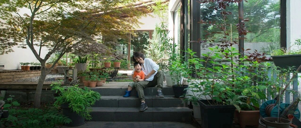 北京中产40岁退休做全职奶爸：在家造4层别墅，坚持不送孩子去学校