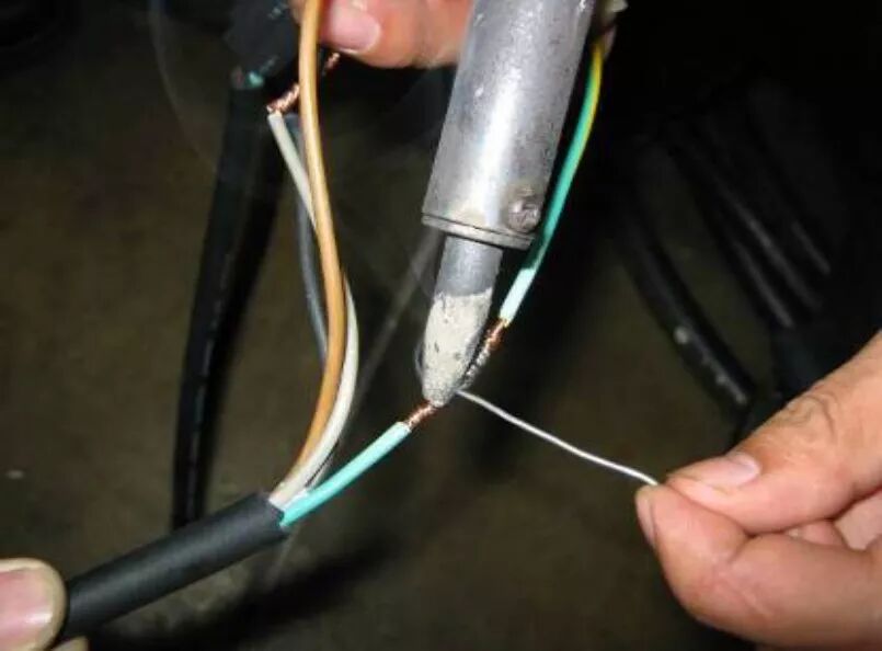 空调接线时的安全事项的图4