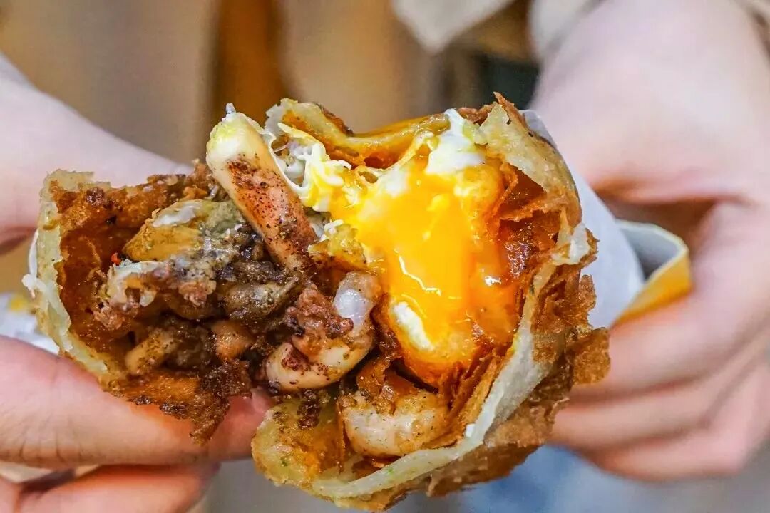 4��/����ȫ��ֻ��һ���Ｙ�⴮���¹��㵽���ڽֶ��ŵ���