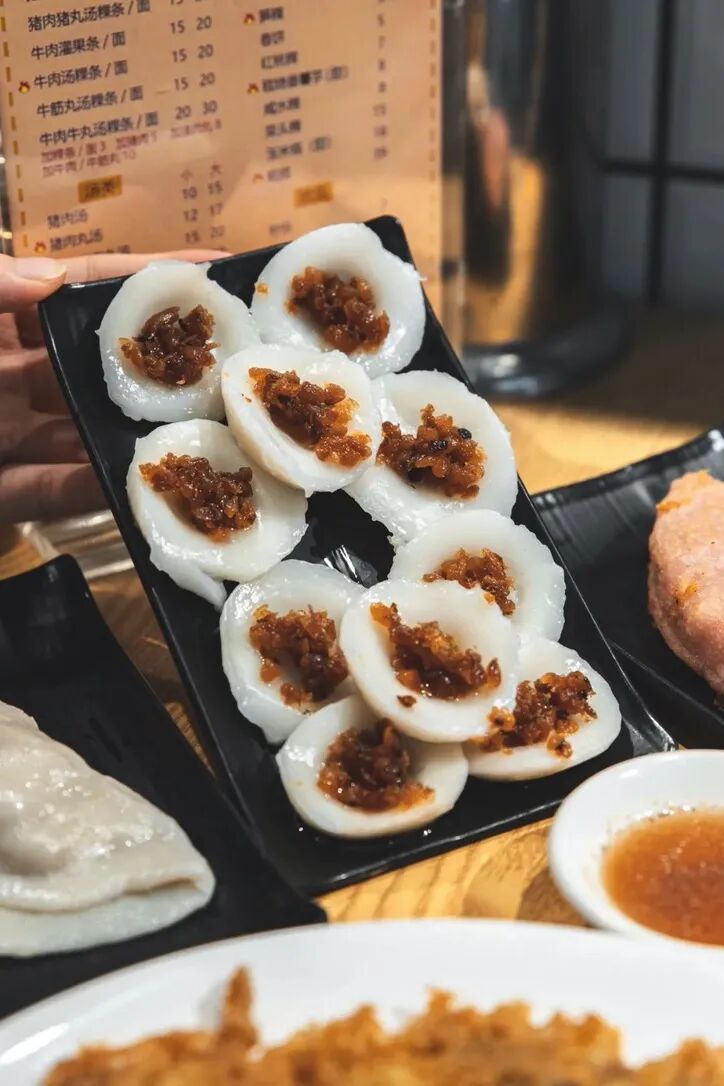 4��/����ȫ��ֻ��һ���Ｙ�⴮���¹��㵽���ڽֶ��ŵ���