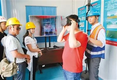 会玩！VR安全体验中心亮相长安一建筑工地，来感受一下！