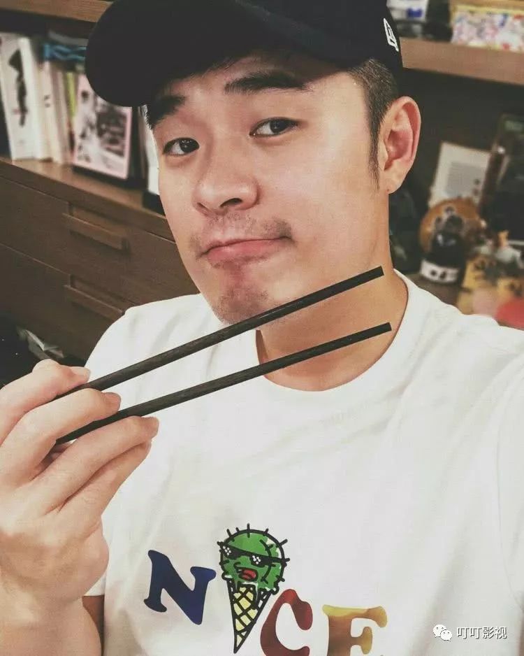 陈赫张子萱被曝月底将在夏威夷补办婚礼，女儿当花童