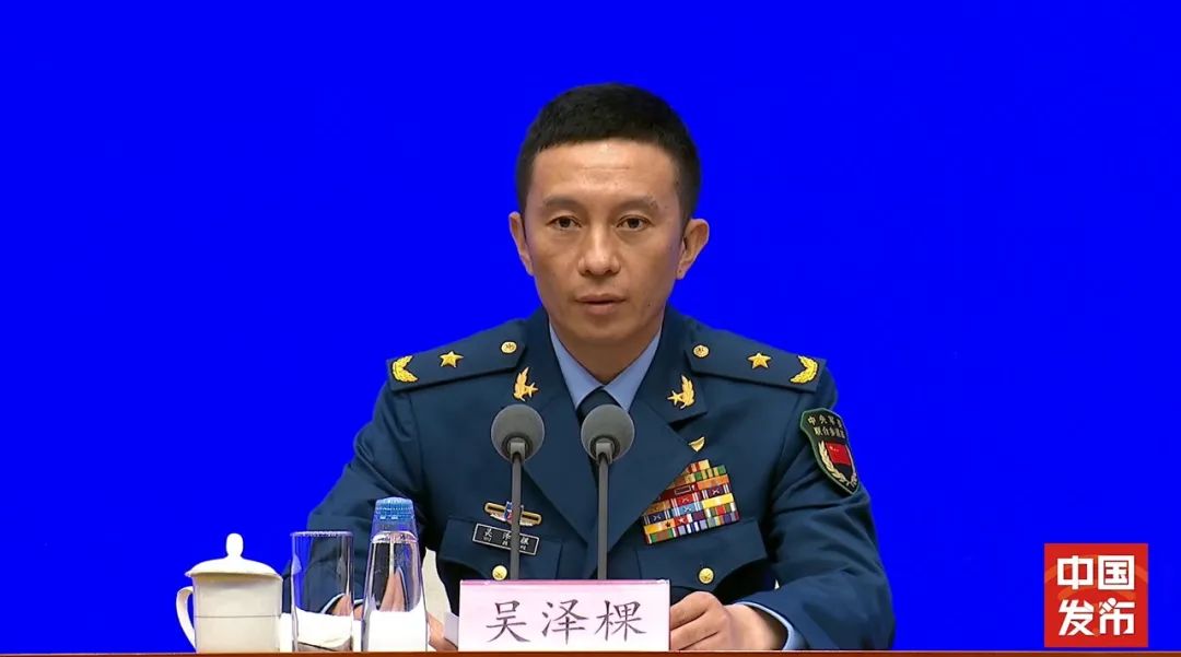 阅兵首次亮相新型装备占比很大,期待！阅兵各项准备已基本完成，众多明星装备、新型装..