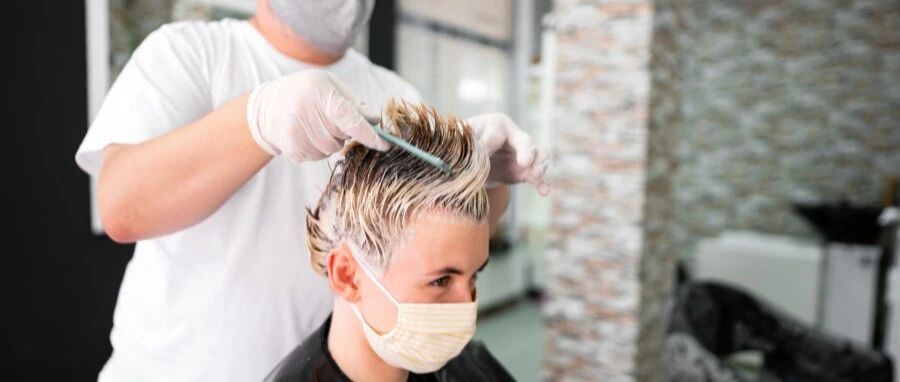 男性染发，前列腺癌风险飙升？使用氧化型染发剂的男性的前列腺癌患病风险增加77%。