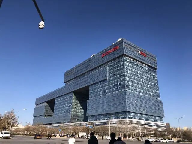 “不能控制京东，我宁愿卖掉”：刘强东放心把京东交给徐雷吗？（组图） - 12