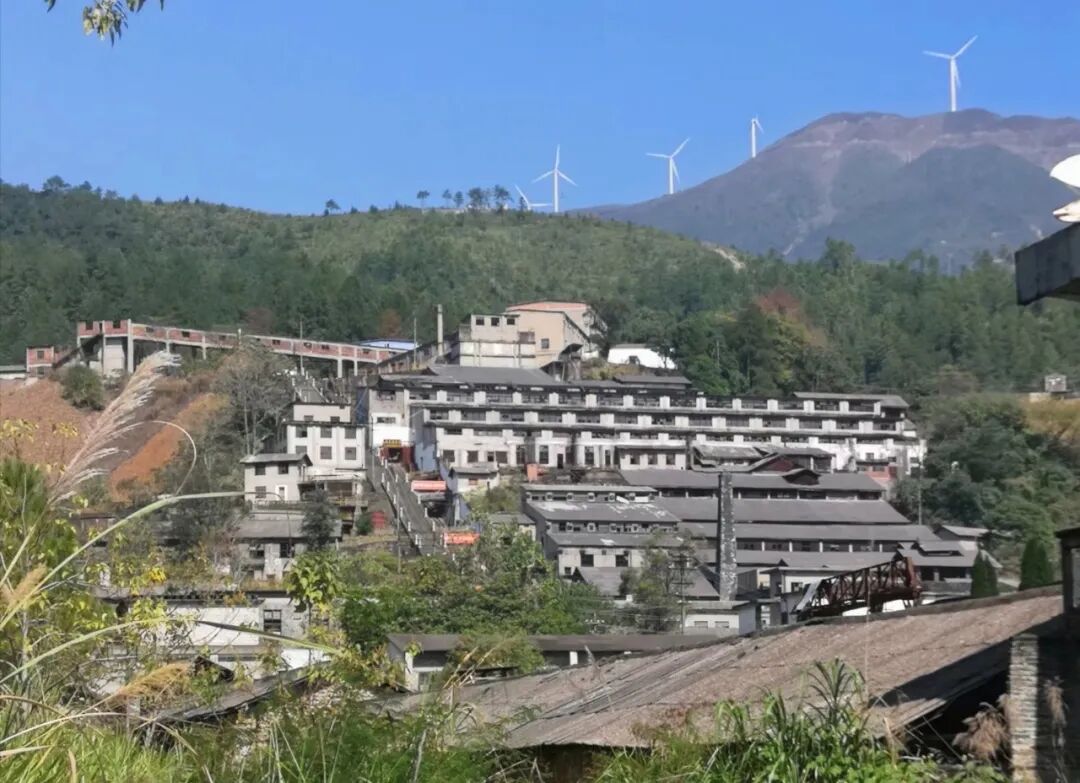 偏远乡镇盘古山,再度吸引外地游客组团游 | 于都县信息公开