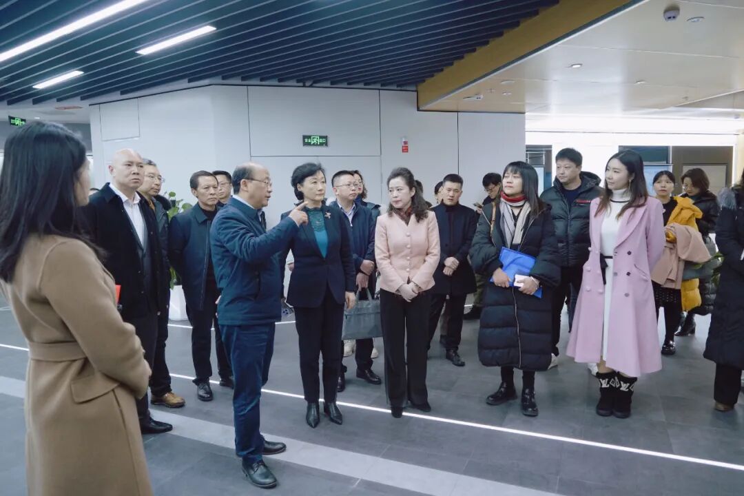 李瑶率队赴云上贵州大数据(集团)有限公司调研民建贵州省委