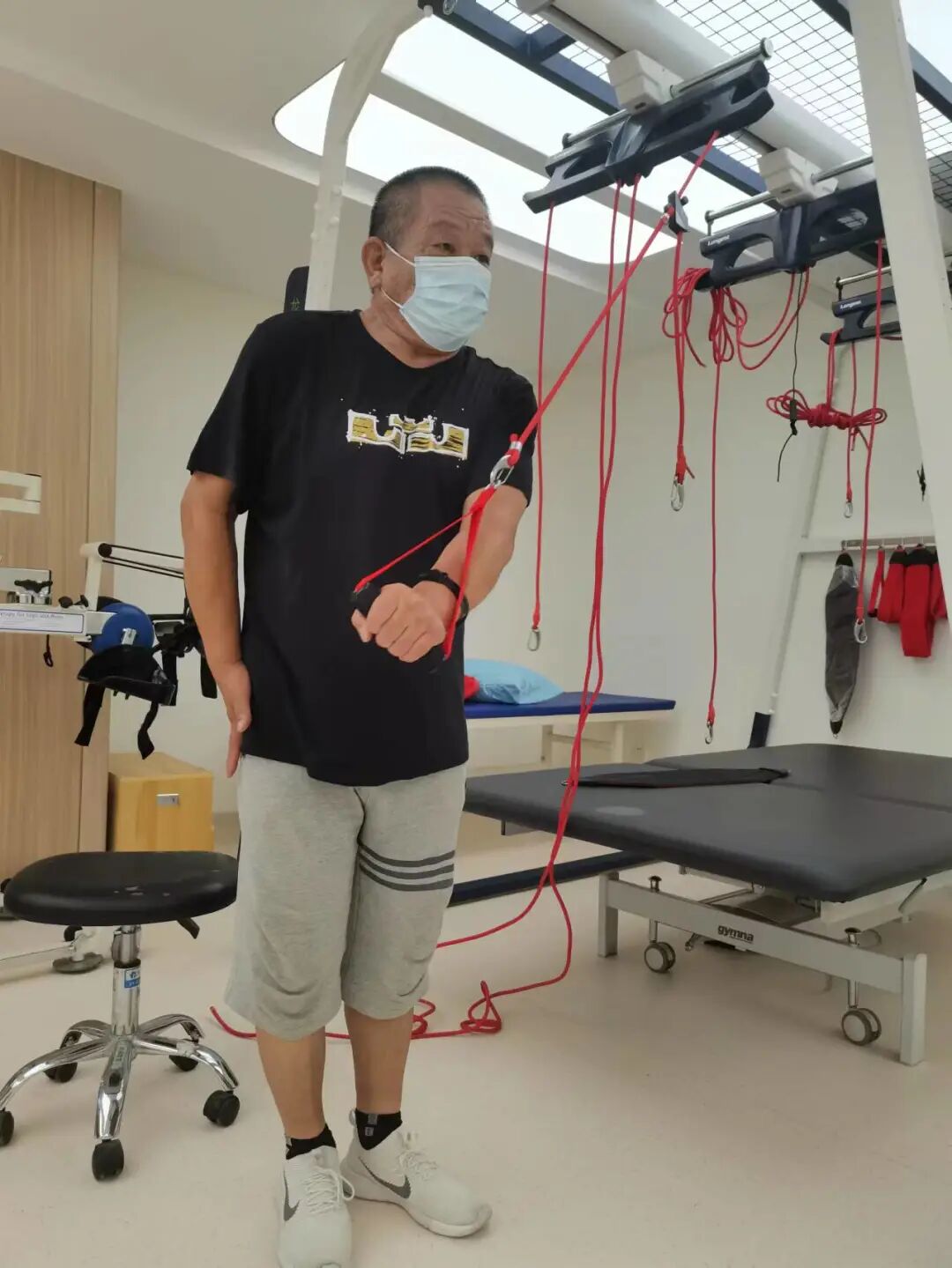 悬吊训练系统 怎么装星城院区｜颈肩腰腿痛的“绿色疗法”—— SET悬吊训练_https://www.jmylbn.com_新闻资讯_第4张