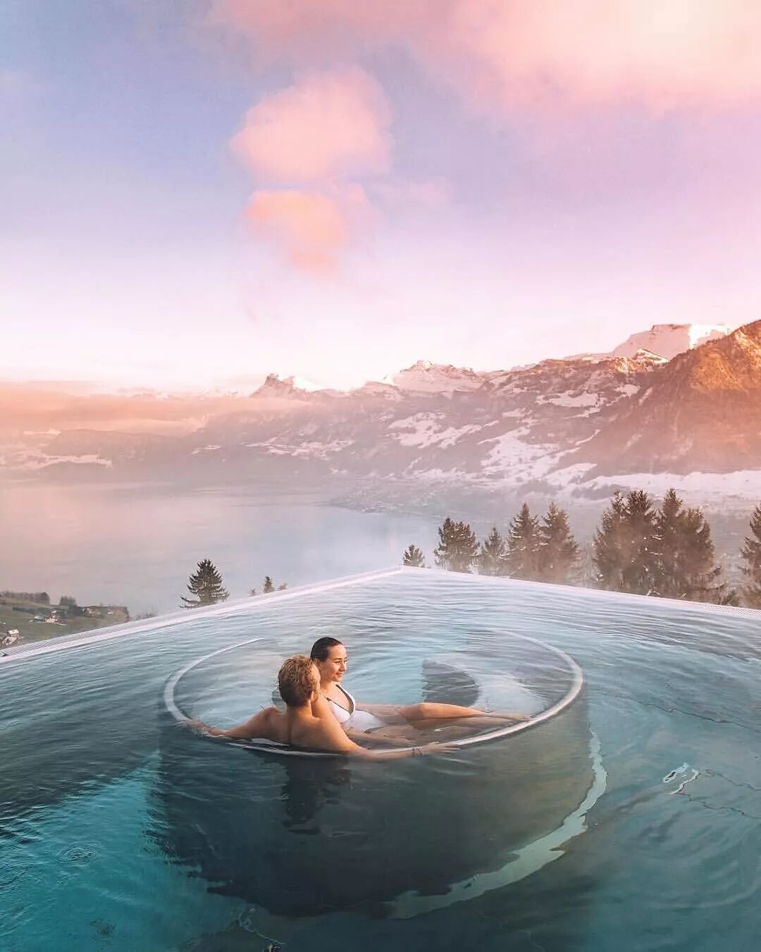 远离酷暑，这些惊艳的泳池酒店为你清凉整个夏天