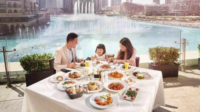 來自外公的杜拜遊記：坐直升飛機、在空中餐廳吃飯，酷！ 旅遊 第23張