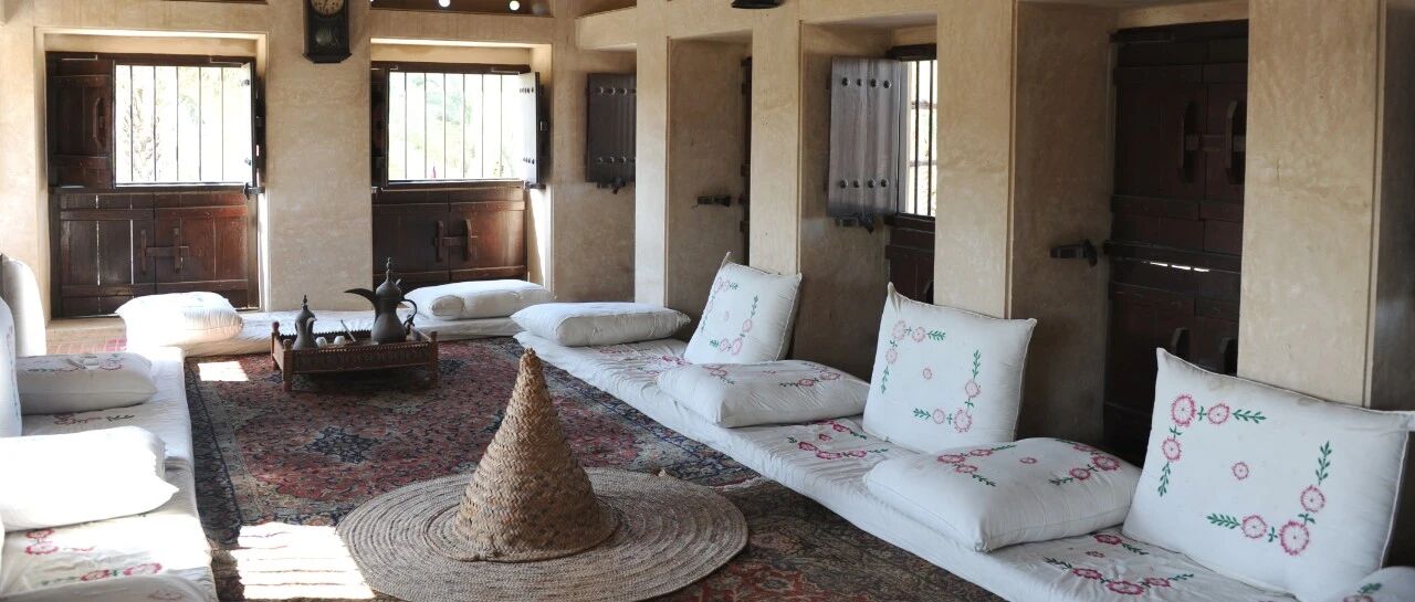 来到阿拉伯式“客厅”