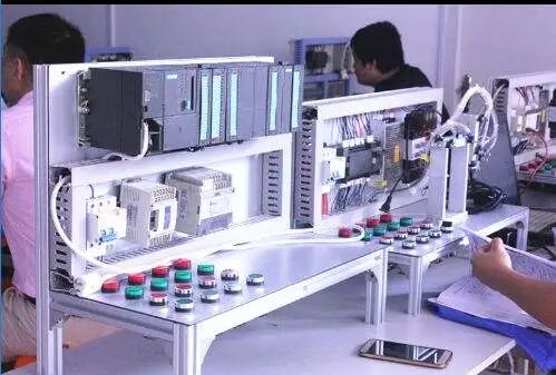 西门子PLC、三菱PLC编程指令大全！的图1