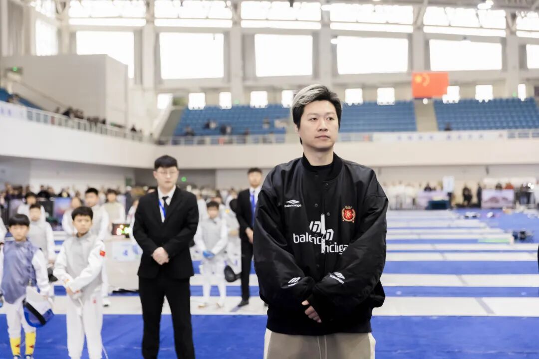 “跟着击剑来旅行”锐剑逐浪·少年闯东营——2025全国少年击剑挑战赛热血启幕