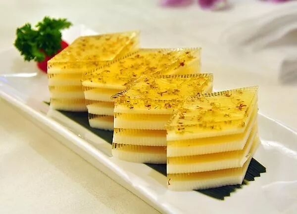 桂花糕食美有里这为因上面不是写了吗!听说这届咸宁马拉松很嗨!why?