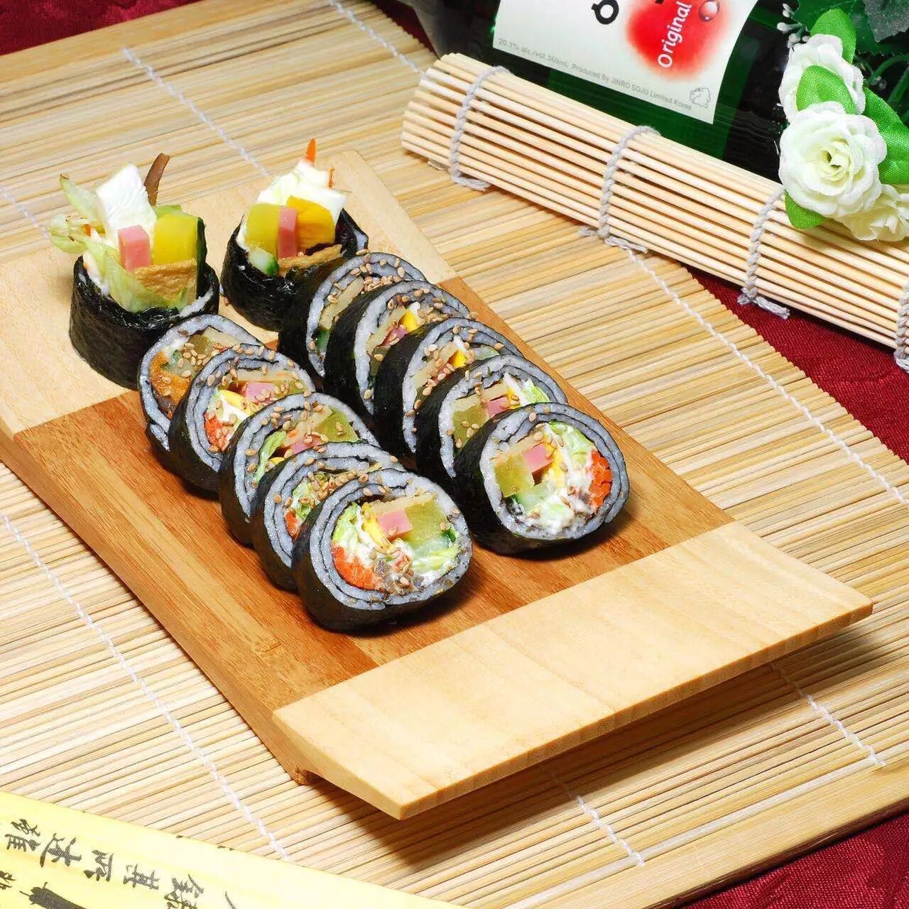 睁开眼,寿司和你都在