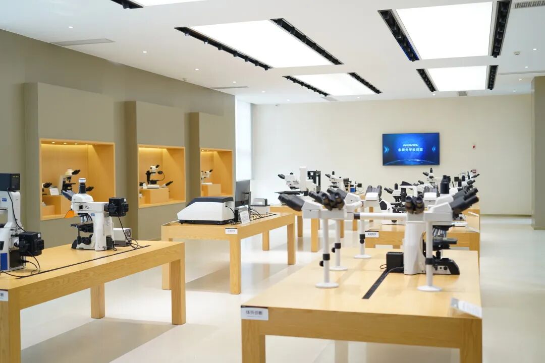 跨界融合：冠军企业创新与数字化 