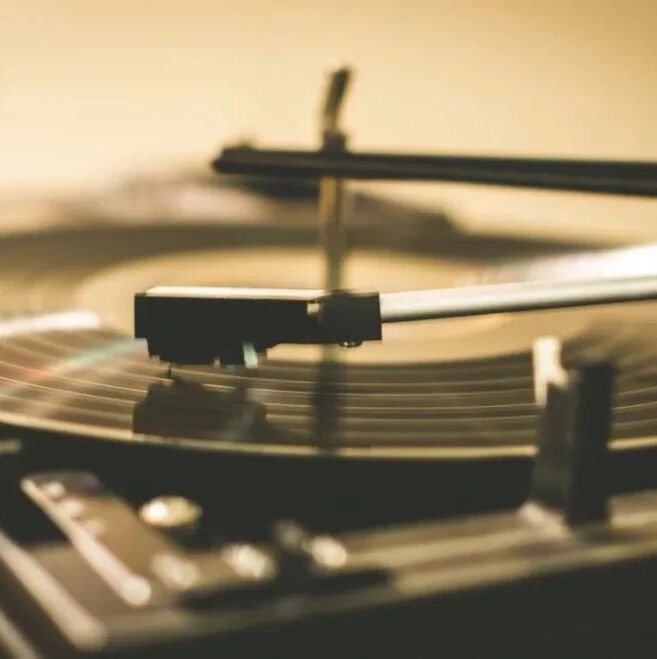 70、80、90后，一定要听的100首歌，首首经典，百听不厌！