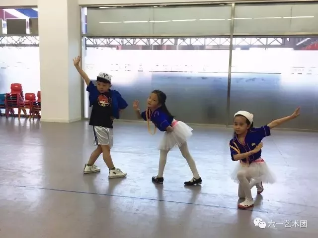 六 · 一喜报丨祝贺金百灵小歌手俱乐部2016届学员圆满结业 六 · 一喜报丨祝贺金百灵小歌手俱乐部2016届学员圆满结业