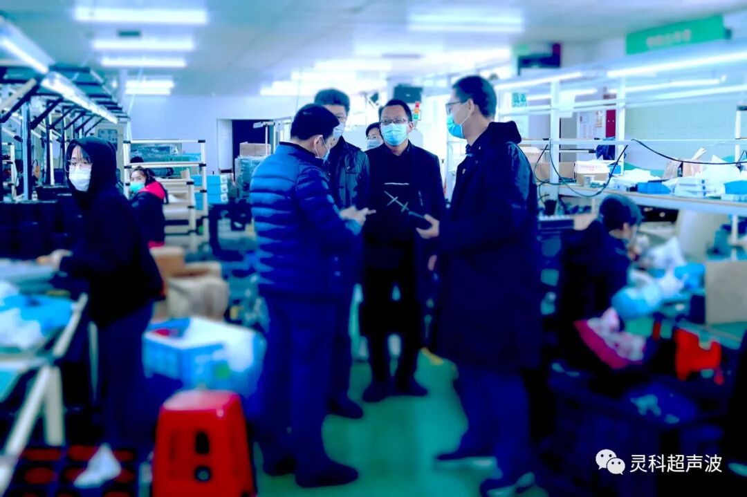李書(shū)記考察靈科生產(chǎn)車(chē)間