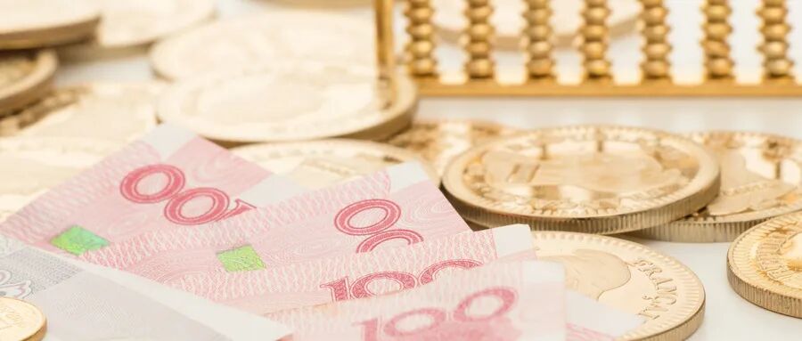 这也意味在过去一年内兑换1万美元,最高可省7000元人民币.