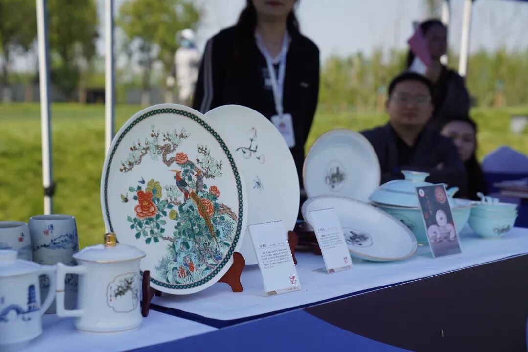 马鞍工商抓代作行行严险山当银行涂支客操为风