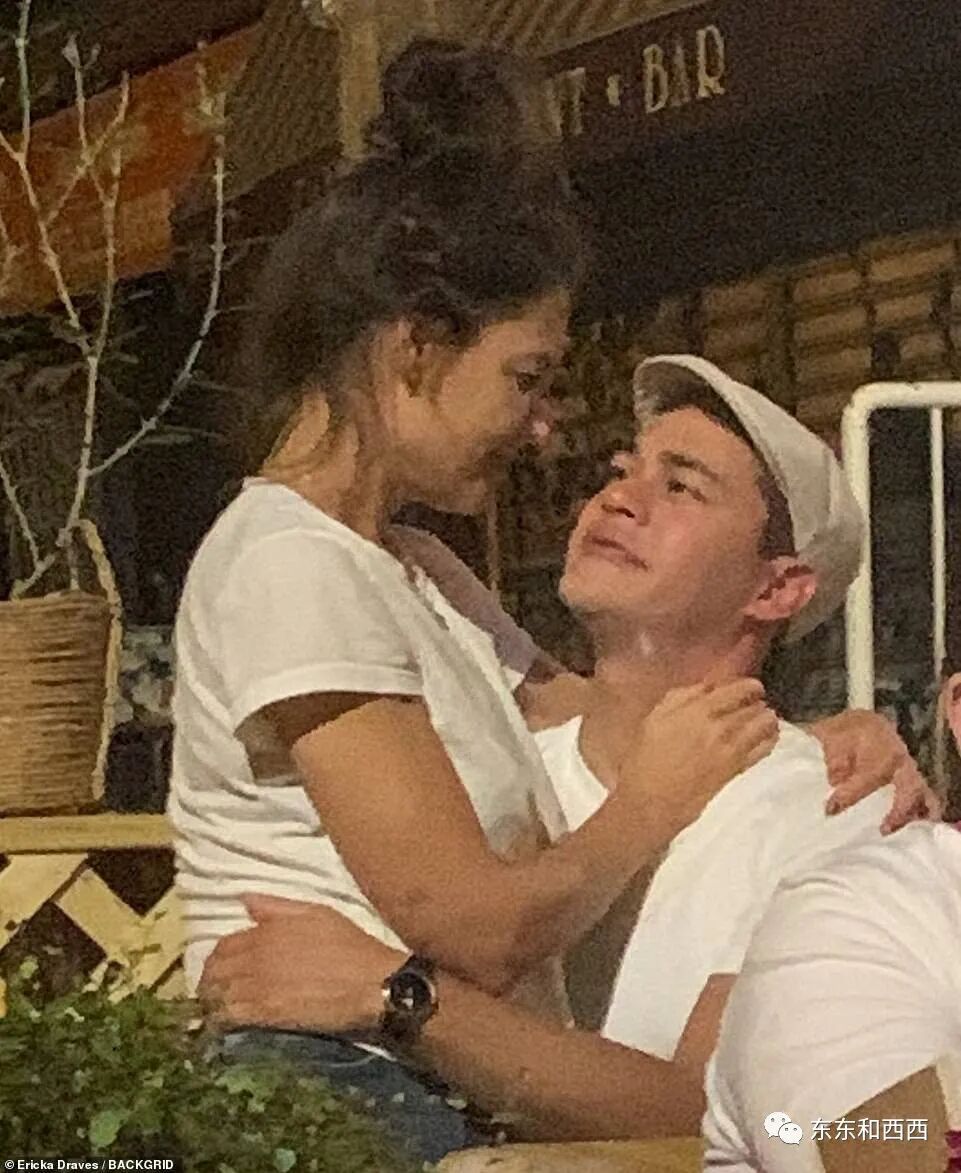一条短信蹬掉未婚妻，转头就跟阿汤哥前妻热吻，这么会撩的男人是不是骗子？（组图） - 3