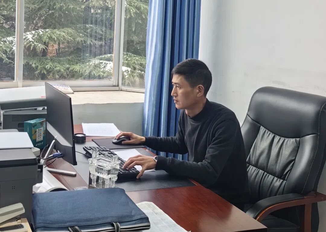 市政协委员刘志伟为民生福祉代言为经济发展献策