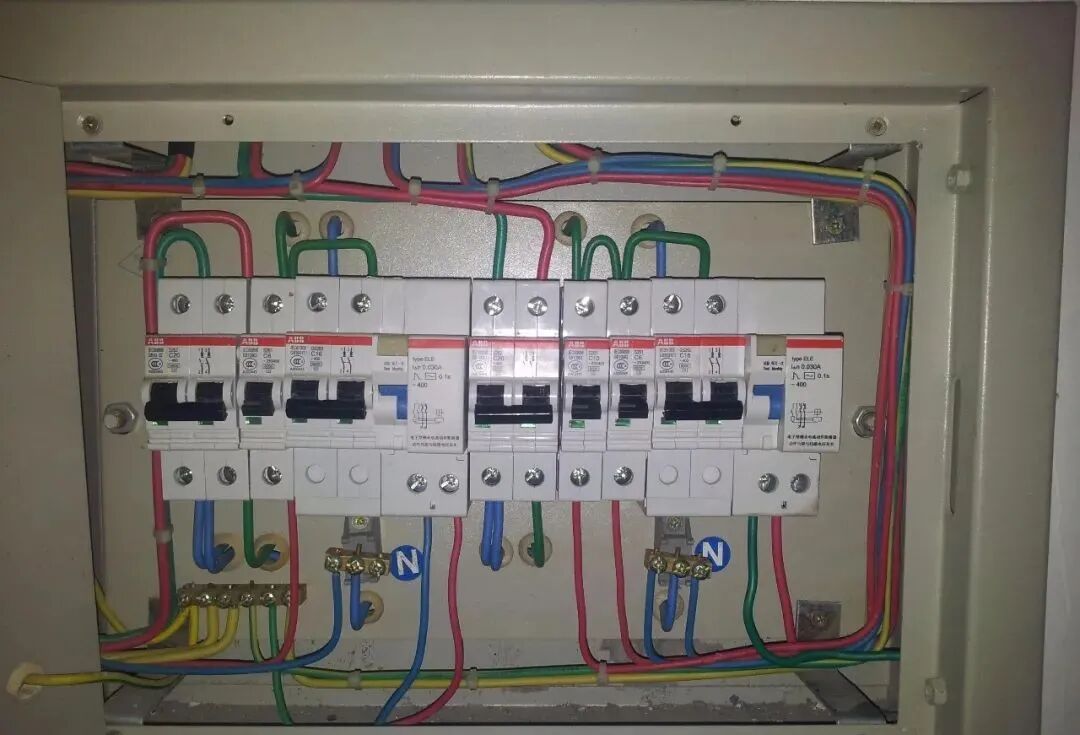 漏电断路器和微型断路器的作用和用途有什么不同？的图5