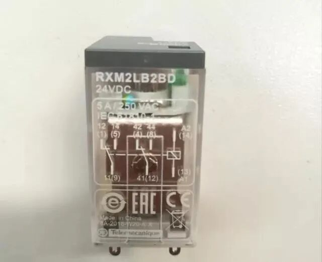 根據實物繼電器來學習繼電器的工作原理和實物接線圖的圖2