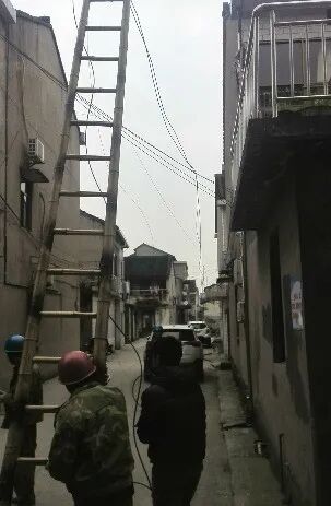 距離電源750米，終端功率3KW選多大電纜?220V電源的圖1