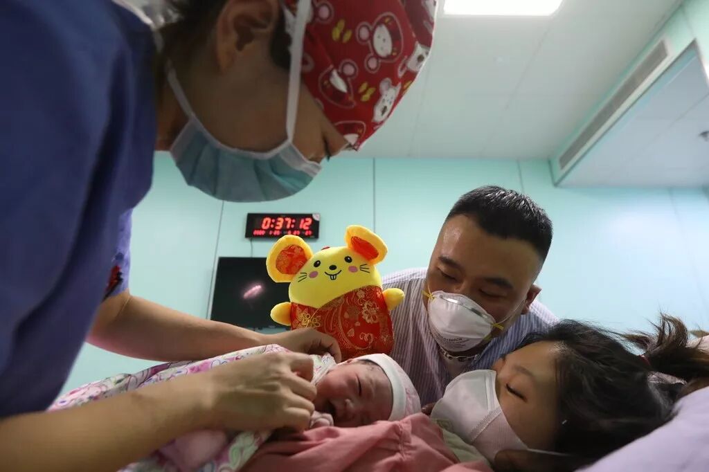 “我在武汉殡葬一线，我们现在也需要援助”（组图） - 9