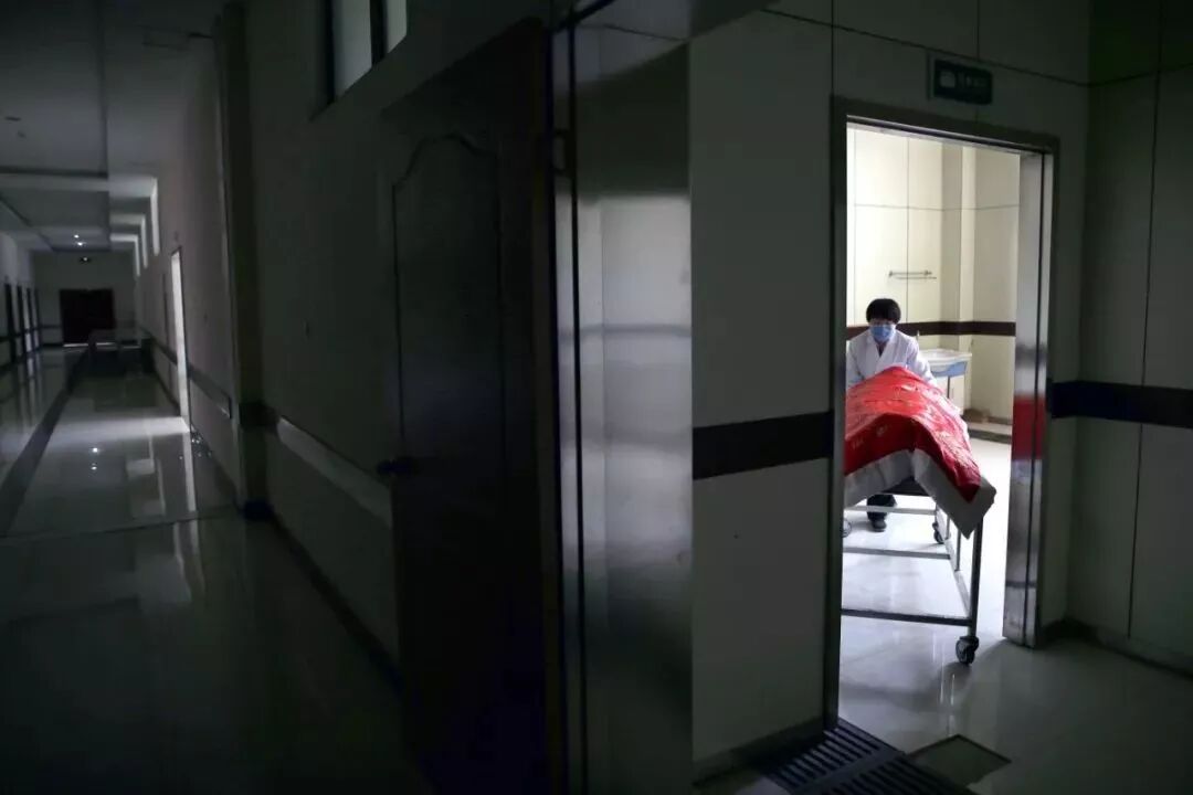“我在武汉殡葬一线，我们现在也需要援助”（组图） - 2