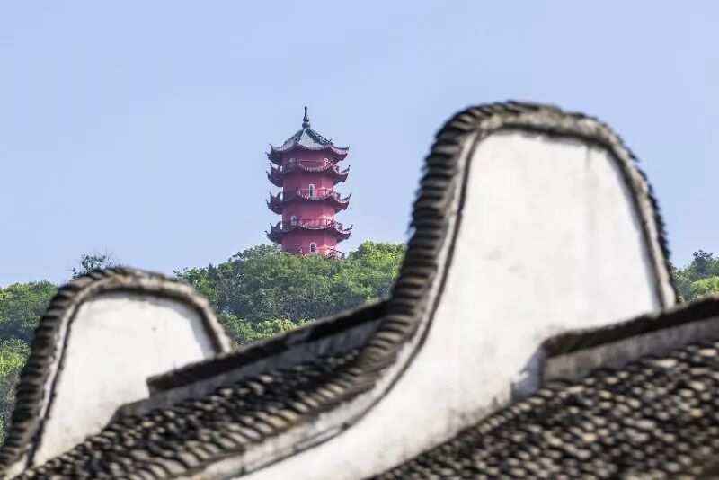 无锡历史地标市级保护文物龙光塔修缮项目竣工