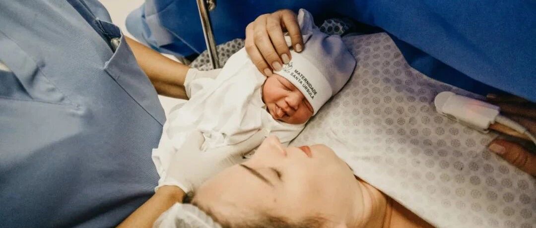 专家建议开放三胎，评论区留下1000句脏话：生孩子前，从没人告诉我这些