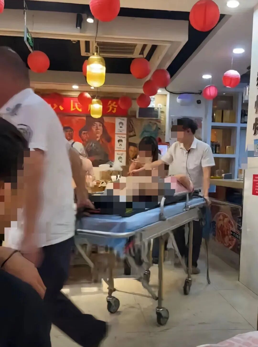 吃江西小炒辣到送医