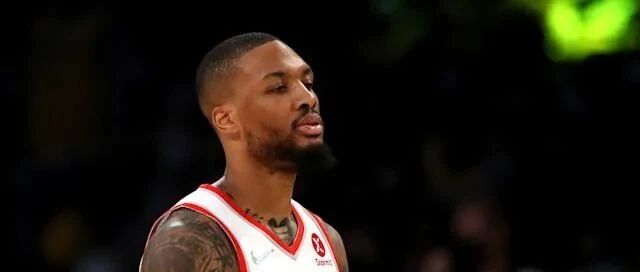 又一位巨星赛季报销！他的球队生涯可能结束了！