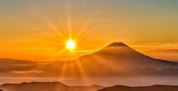 外交封 万里长城与富士山中日画家灵感碰撞出的壮美画卷 外交官说事儿 微信公众号文章阅读 Wemp