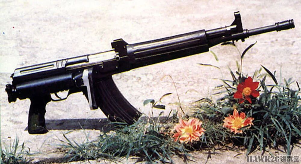 海外作者谈中国qbz56c短步枪中国军队最后一种ak枪械