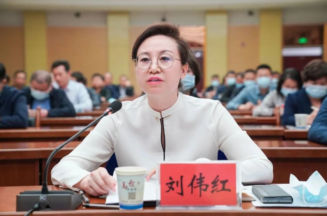 高台县组织收看全省“优化营商环境攻坚突破年”行动动员视频会议