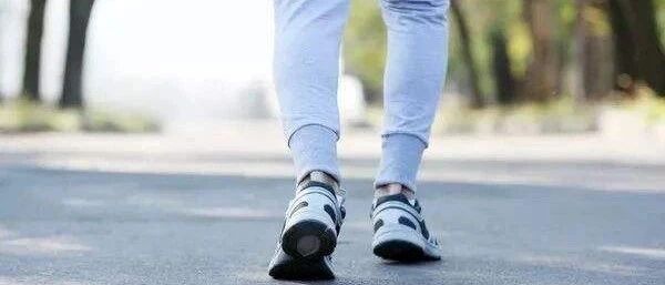 踮脚，拥有800年历史的养生法！竟有这么多好处