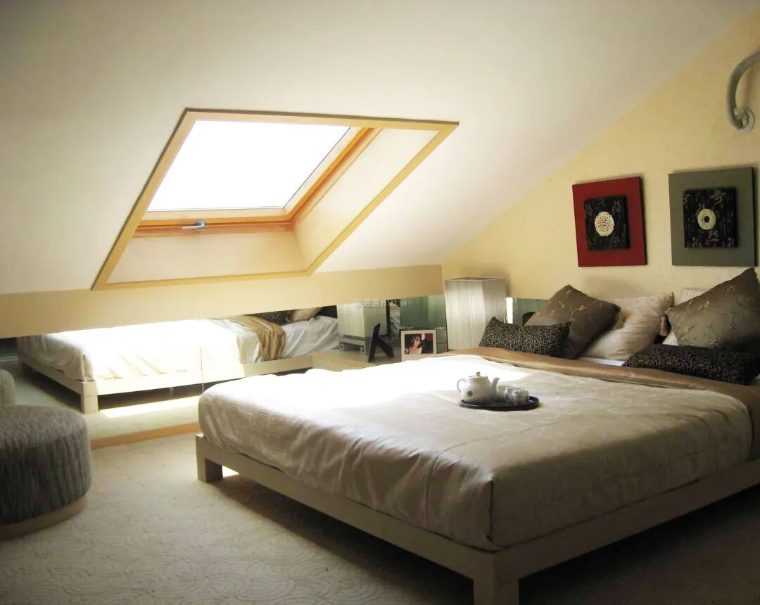 反应粘结型高分子防水卷材,水泥基渗透结晶型防水涂料,结晶型防水涂料