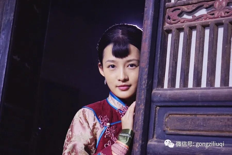 《白鹿原》：田小娥，一个4次趟过男人河的女人，却死在公公手里