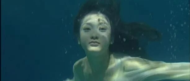 从傻白甜到政坛狠人